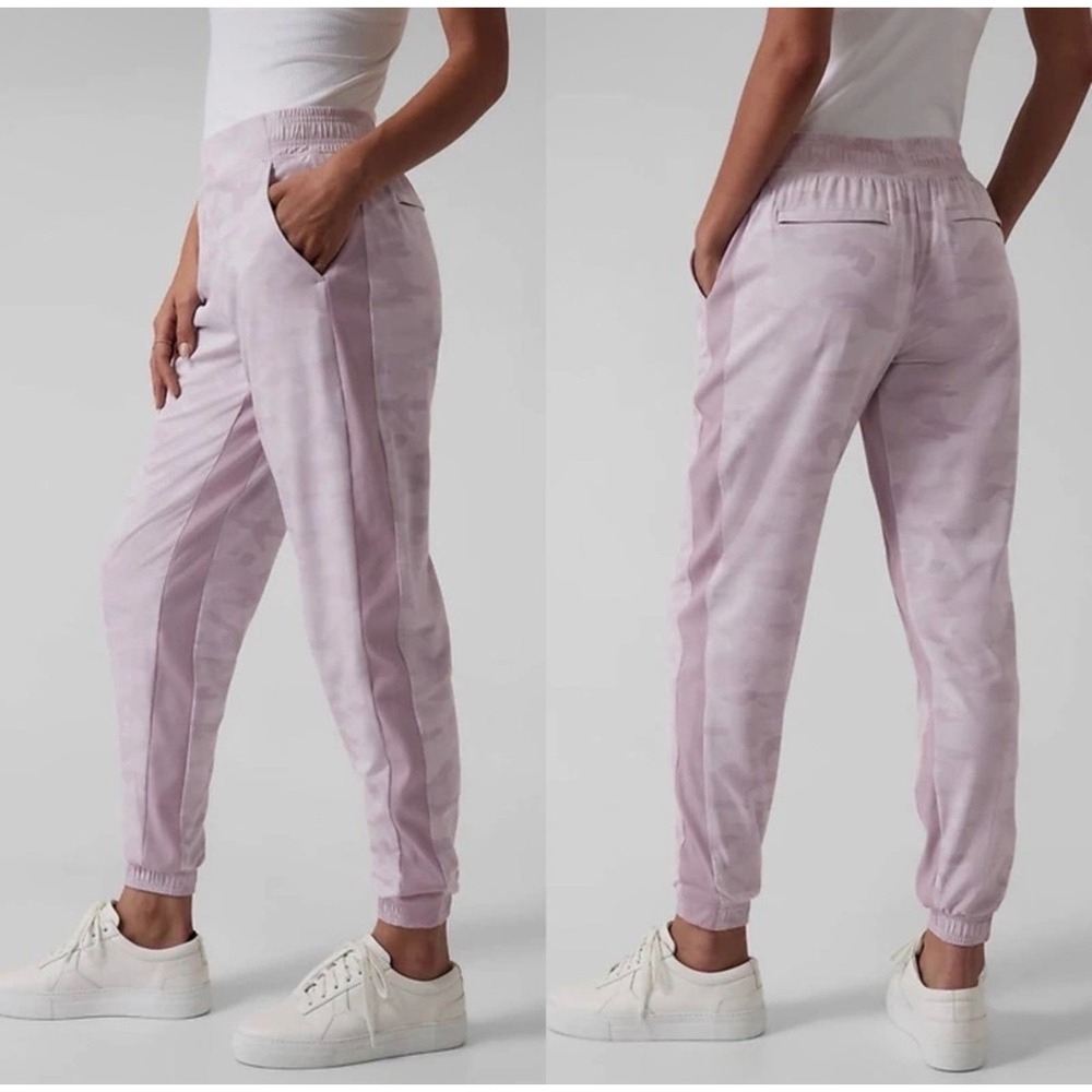 Athleta Brooklyn Lined Camo Joggers Lavender Purple Tapered Pants Womens 12 Tall
